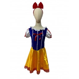 COSTUME