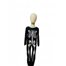 COSTUME