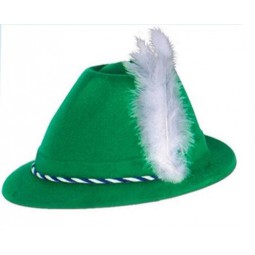 HAT WITH FEATHER