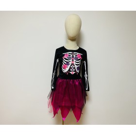 COSTUME