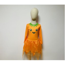 COSTUME