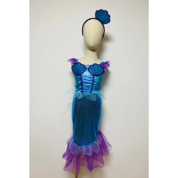 COSTUME