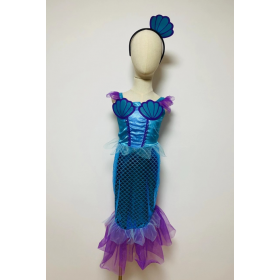 COSTUME